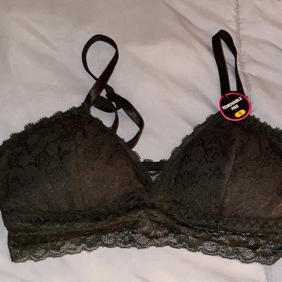 Bra - Picture 1 of 4